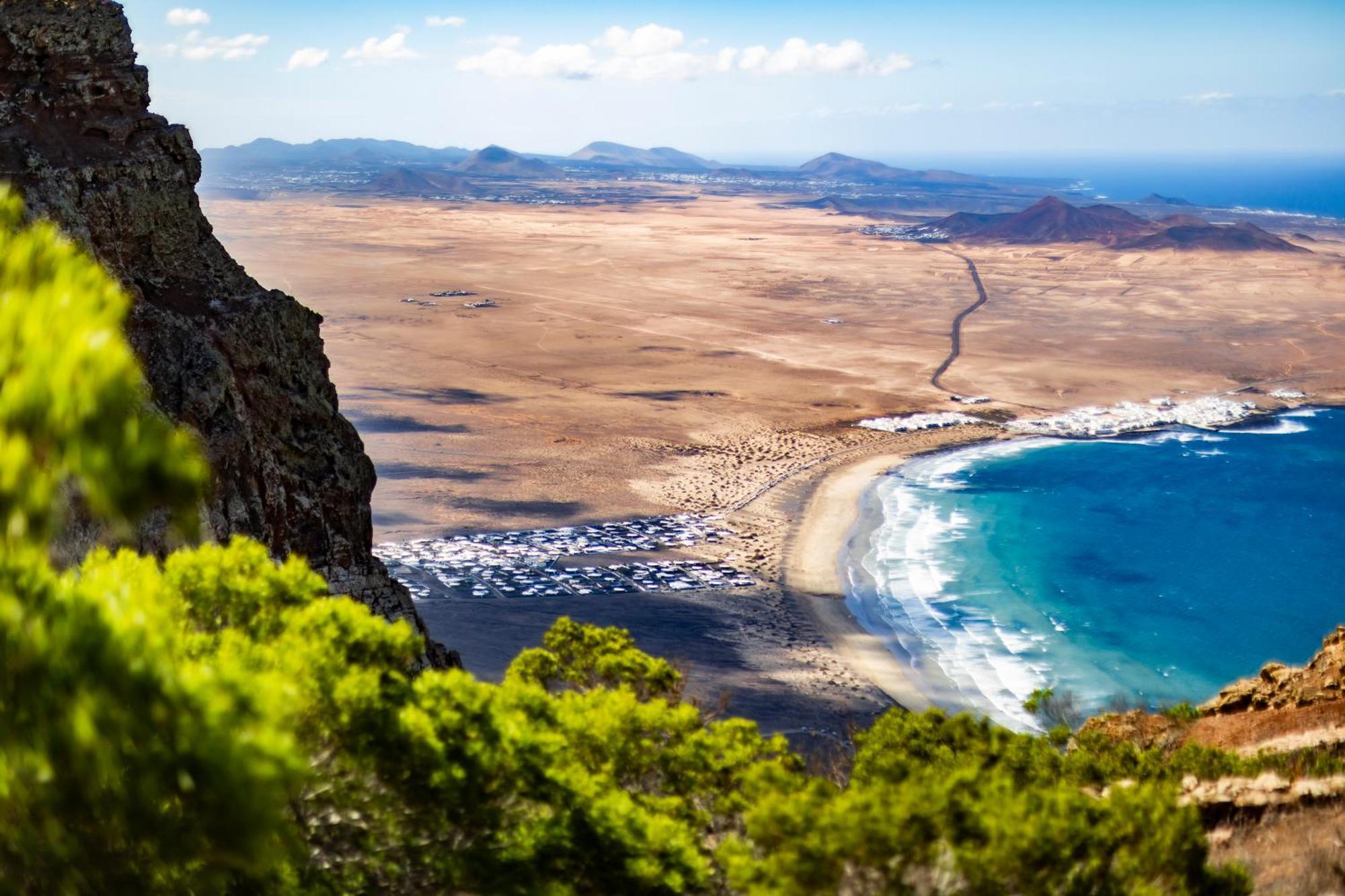 Home2Book Wanderlust Apt Arrecife Beach, Terrace Buitenkant foto